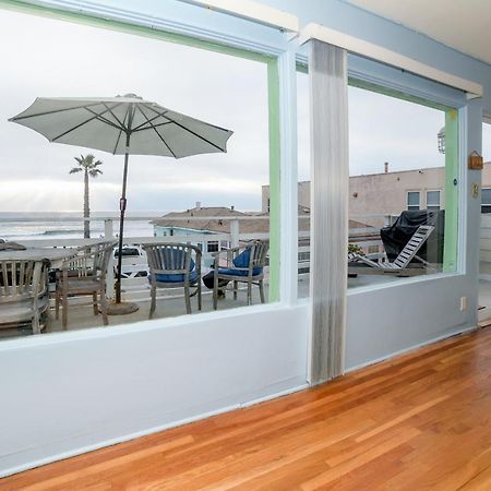Beachfront Cottage Upper Unit Oceanside Exterior photo