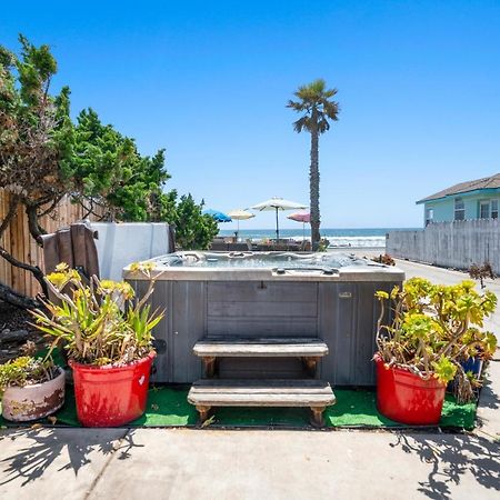 Beachfront Cottage Upper Unit Oceanside Exterior photo
